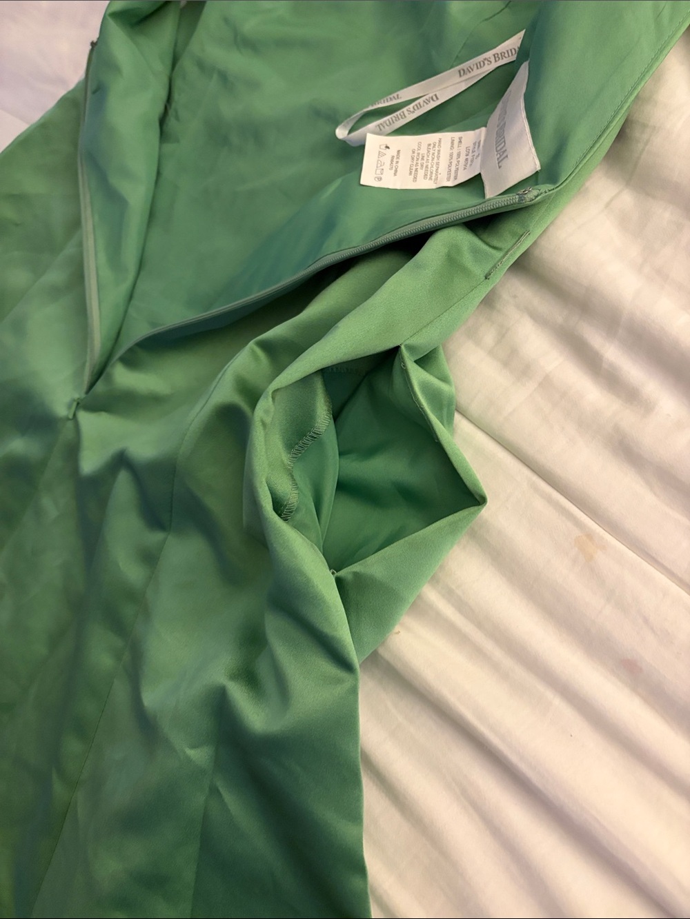 David's Bridal Mint Green Dress with Rosette Detail Size 10 - Picture 9 of 9